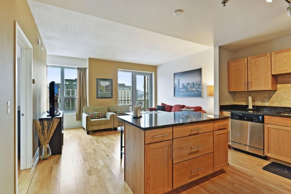 929 Portland Ave 1203, Minneapolis, MN 55404