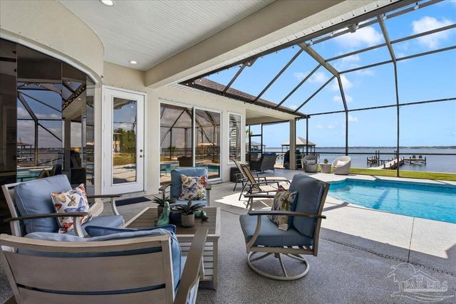 2031 Crown Pointe Blvd, Pensacola, FL 32506