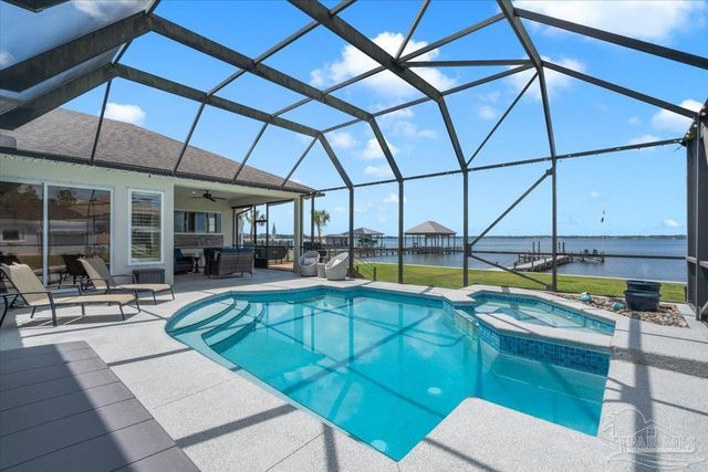 2031 Crown Pointe Blvd, Pensacola, FL 32506