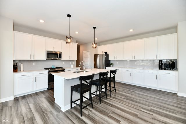 11180 Valiant Court, Noblesville, IN 46060