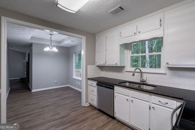 233 Buckhorn Drive, Winder, GA 30680
