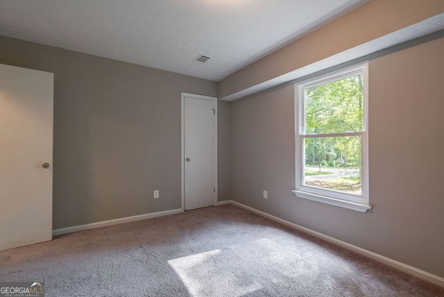 233 Buckhorn Drive, Winder, GA 30680