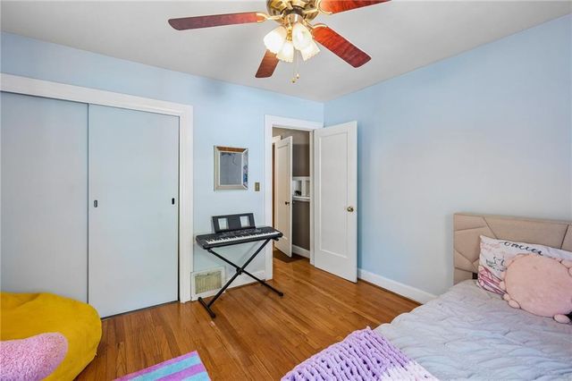 14 W 74 Street, Kansas City, MO 64114