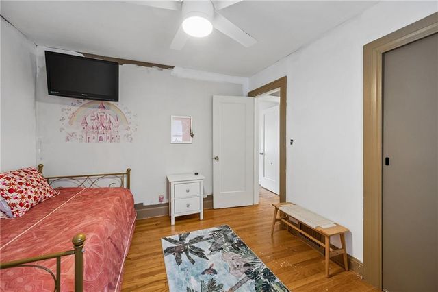 14 W 74 Street, Kansas City, MO 64114