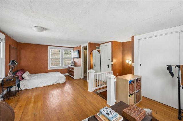 14 W 74 Street, Kansas City, MO 64114