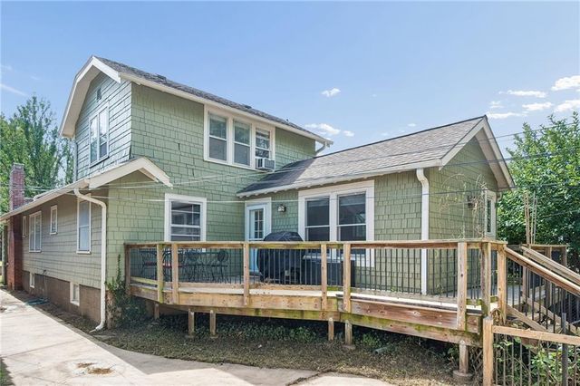 14 W 74 Street, Kansas City, MO 64114