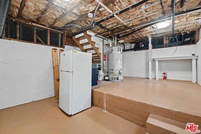 10798 Weyburn Avenue, Los Angeles, CA 90024