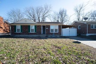 4415 Broadleaf Dr, Louisville, KY 40216