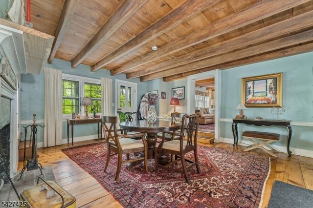 499 Shire Rd, Holland Twp., NJ 08848