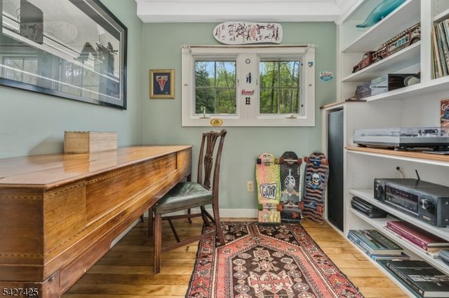 499 Shire Rd, Holland Twp., NJ 08848