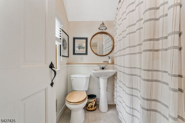 499 Shire Rd, Holland Twp., NJ 08848