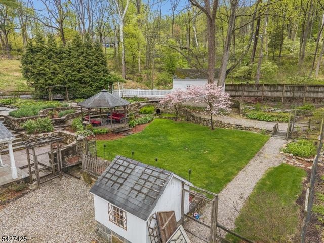 499 Shire Rd, Holland Twp., NJ 08848