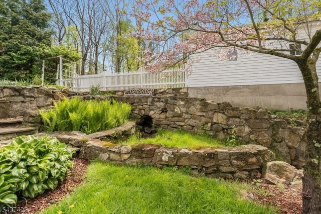 499 Shire Rd, Holland Twp., NJ 08848