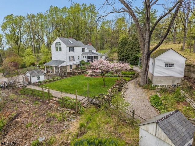 499 Shire Rd, Holland Twp., NJ 08848