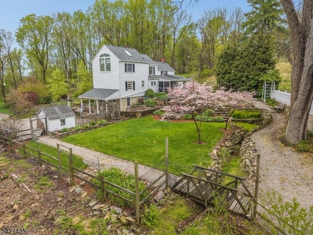 499 Shire Rd, Holland Twp., NJ 08848