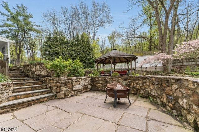 499 Shire Rd, Holland Twp., NJ 08848