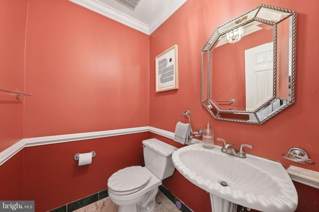 6 MERCY CT, Rockville, MD 20854