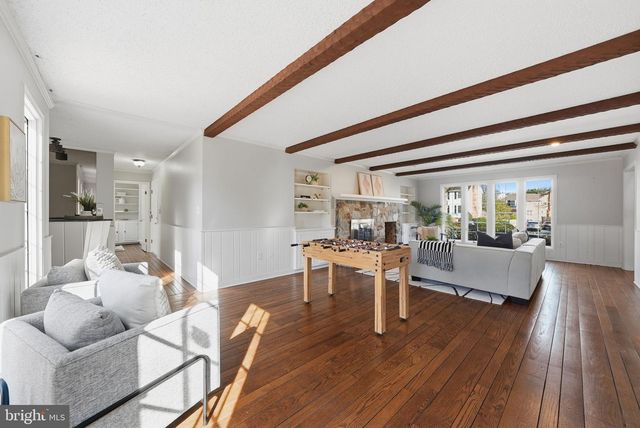 6 MERCY CT, Rockville, MD 20854