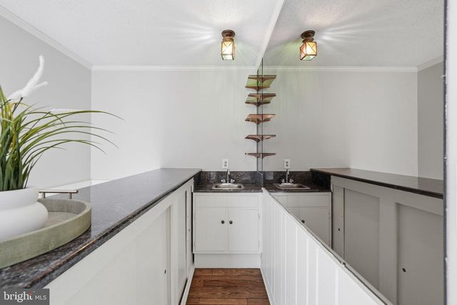 6 MERCY CT, Rockville, MD 20854