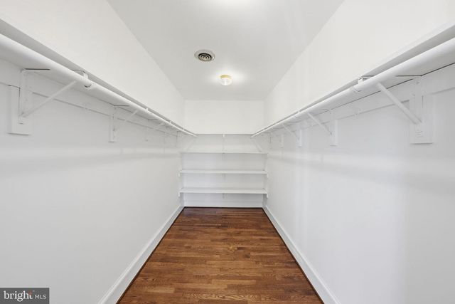 6 MERCY CT, Rockville, MD 20854