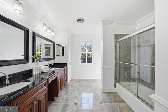 6 MERCY CT, Rockville, MD 20854