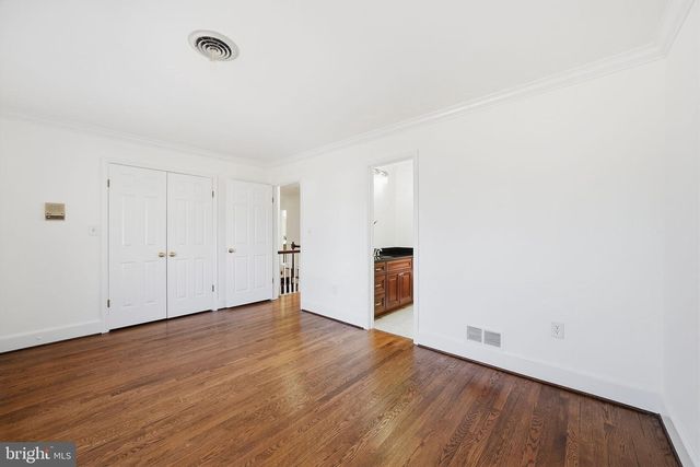 6 MERCY CT, Rockville, MD 20854