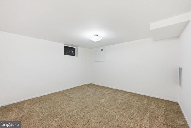 6 MERCY CT, Rockville, MD 20854