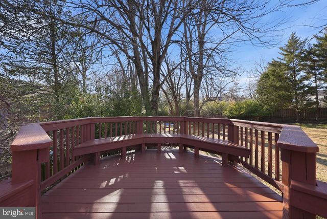 6 MERCY CT, Rockville, MD 20854