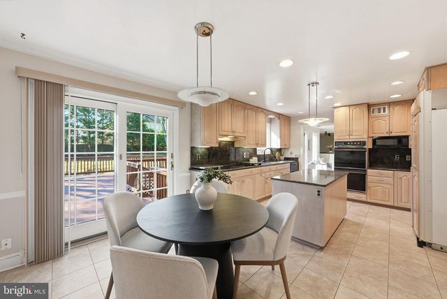 6 MERCY CT, Rockville, MD 20854