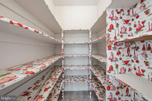 6 MERCY CT, Rockville, MD 20854