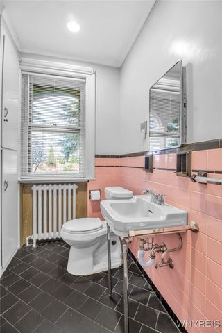 530 Linwood Avenue, Buffalo, NY 14209