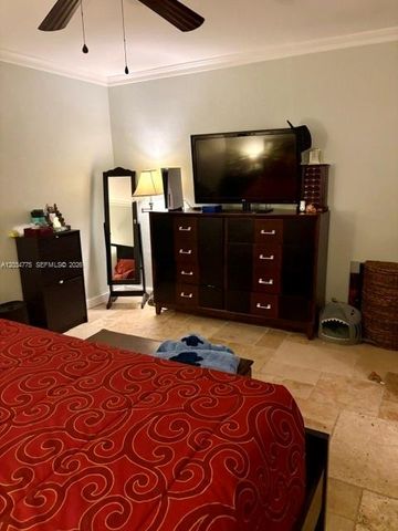 9624 SW 79th Ter, Miami, FL 33173