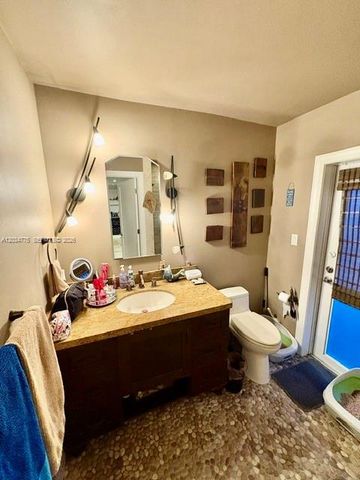 9624 SW 79th Ter, Miami, FL 33173