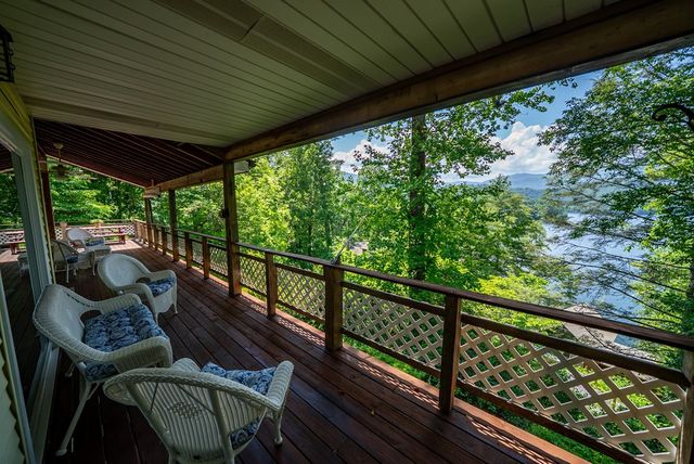 14 Chalet Village, Lake Santeetlah, NC 28771