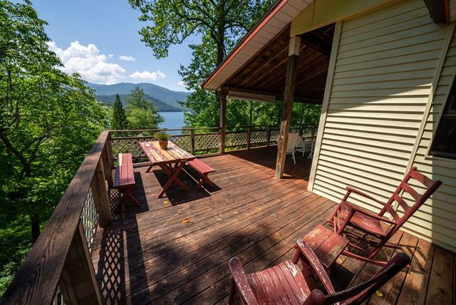 14 Chalet Village, Lake Santeetlah, NC 28771