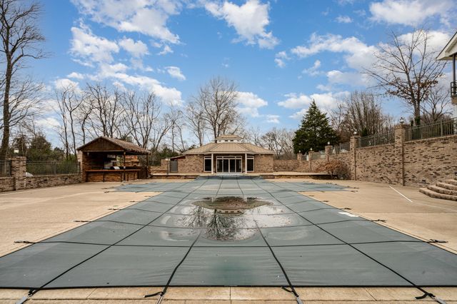 5827 Highway 76, E, Springfield, TN 37172