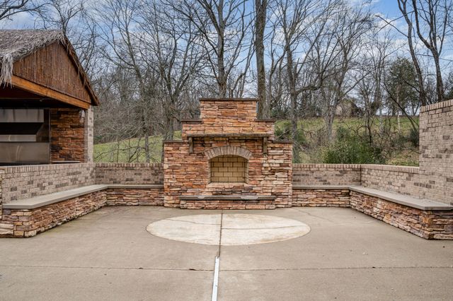 5827 Highway 76, E, Springfield, TN 37172