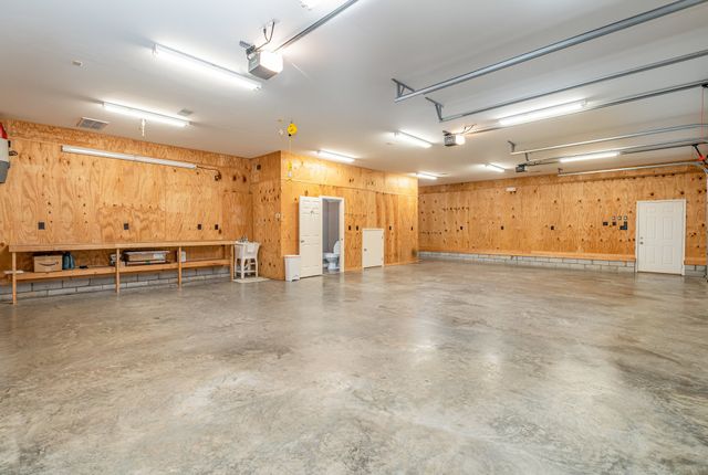 5827 Highway 76, E, Springfield, TN 37172