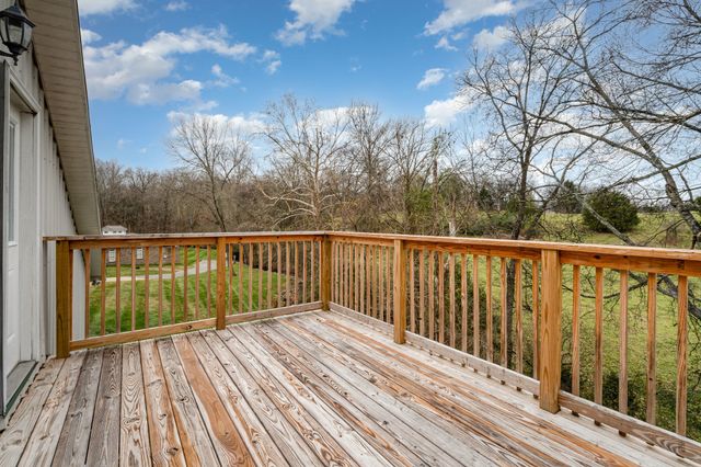 5827 Highway 76, E, Springfield, TN 37172