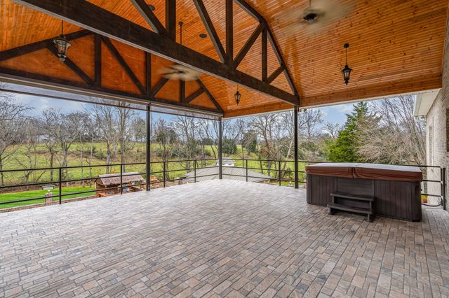 5827 Highway 76, E, Springfield, TN 37172