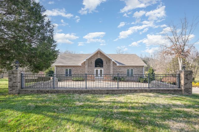 5827 Highway 76, E, Springfield, TN 37172