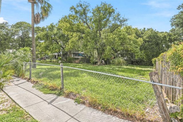 2904 N ELMORE AVENUE, Tampa, FL 33602