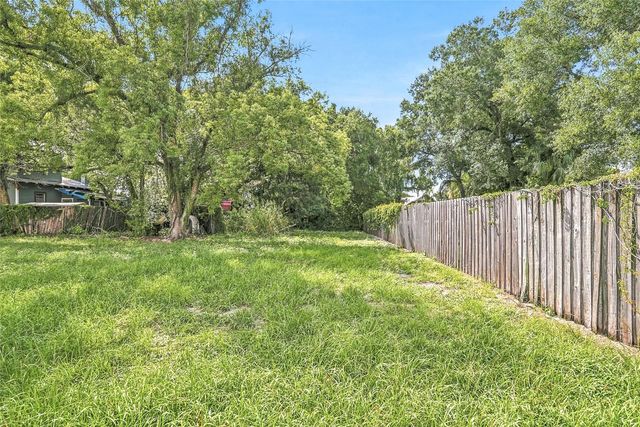 2904 N ELMORE AVENUE, Tampa, FL 33602