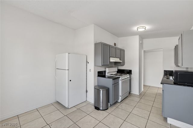 3024 East Diana Drive, North Las Vegas, NV 89030