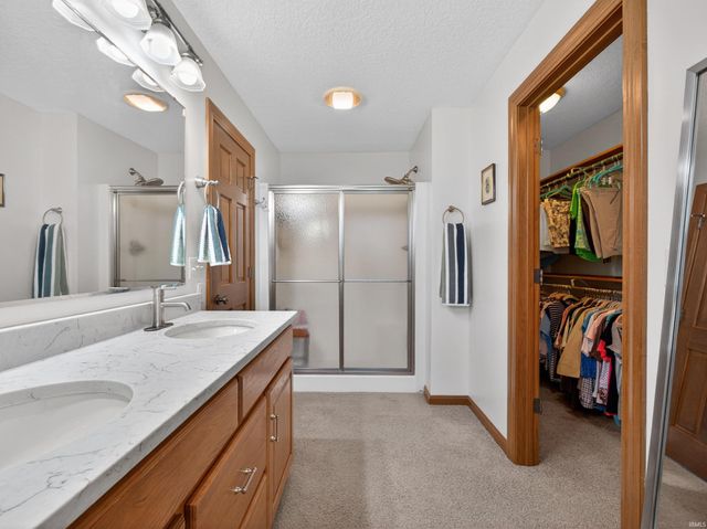 5406 Kodiak Trail, Auburn, IN 46706