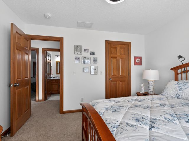 5406 Kodiak Trail, Auburn, IN 46706
