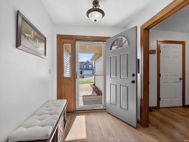 5406 Kodiak Trail, Auburn, IN 46706
