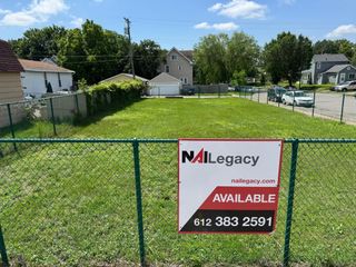 1180 7th Street E, Saint Paul, MN 55106