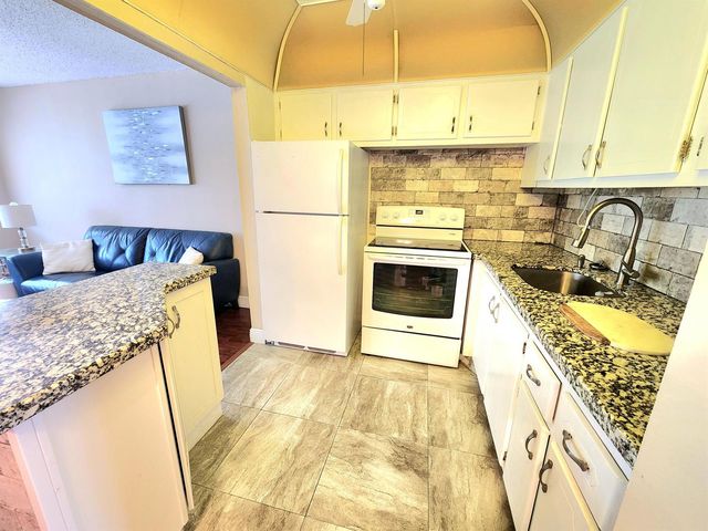 146 MARKHAM G 146, Deerfield Beach, FL 33442