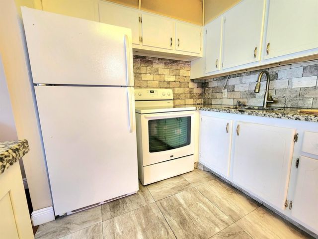 146 MARKHAM G 146, Deerfield Beach, FL 33442